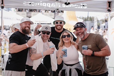 Friends drinking beer