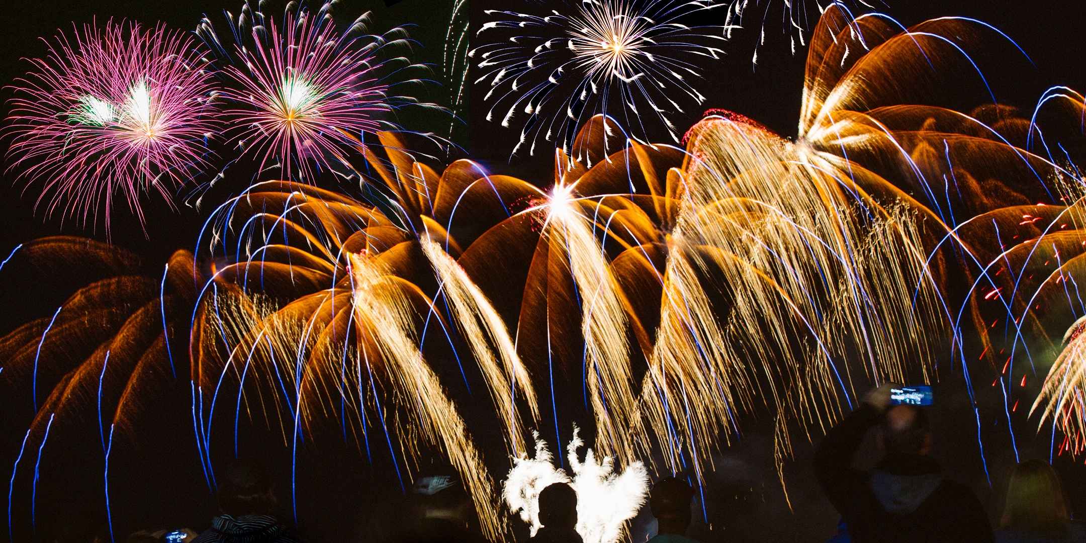 25-PRS-01127_2025_NYE_By_the_Sea_-_Broadwater_Parklands_Digitals_02_Whats_on_2160_x_1080